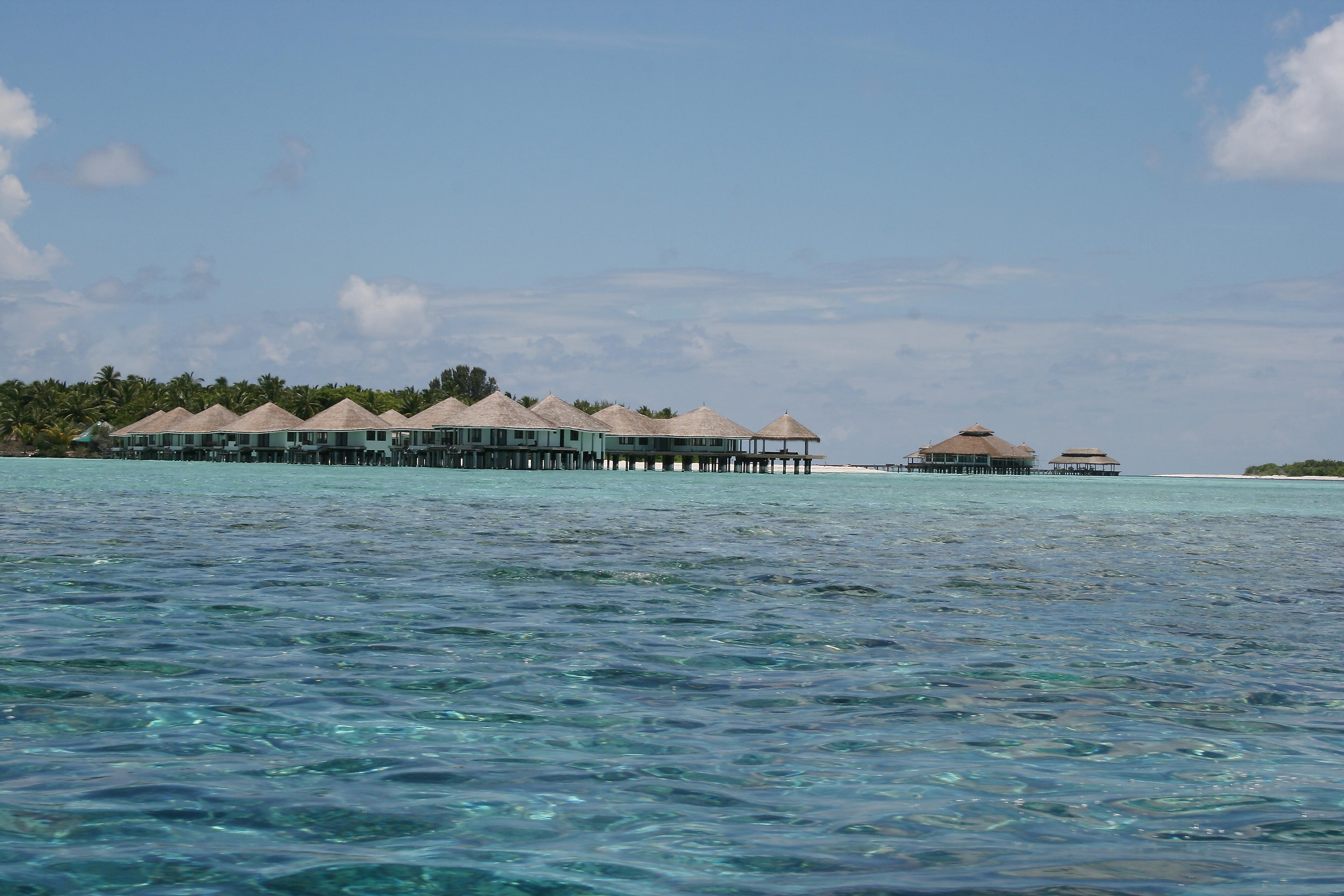 Kihaa Maldives Hotel Dhonfanu Exterior photo